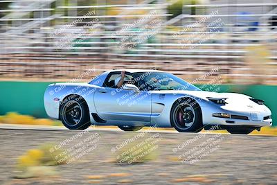 media/Oct-18-2025-Extreme Speed (Sat) [[d6d7e1fef1]]/Red-Green/